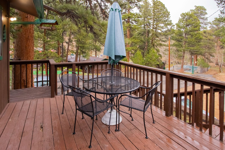 Others 5, Nicky's Resort, Larimer