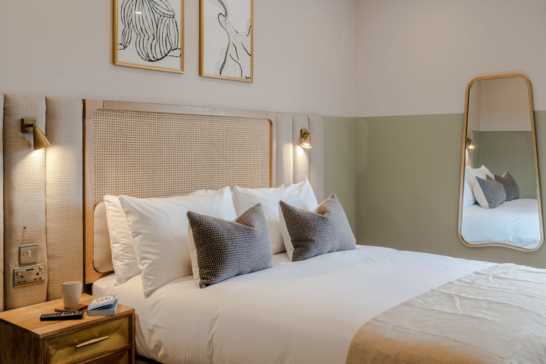 Bedroom 3, Your Apartment Shepherd's Bush, London