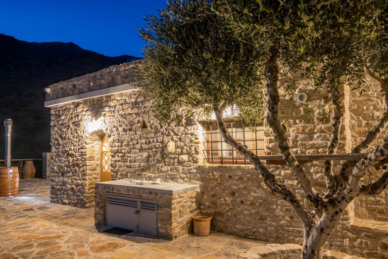 Room 2, Giannios Traditional Superior Suite by Estia, Crete