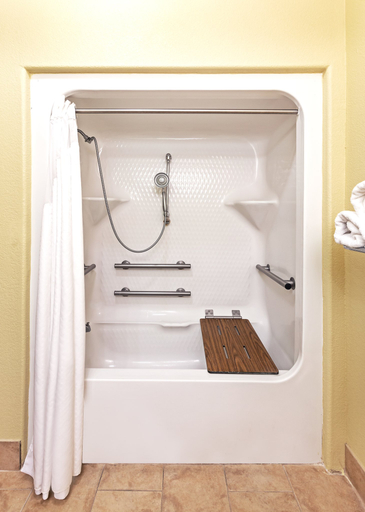 Bathroom 3, Holiday Inn Express & Suites AMARILLO EAST by IHG, Potter