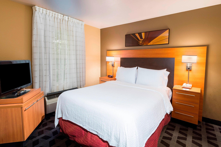 Bedroom 4, Towneplace Suites By Marriott Kennesaw, Cobb