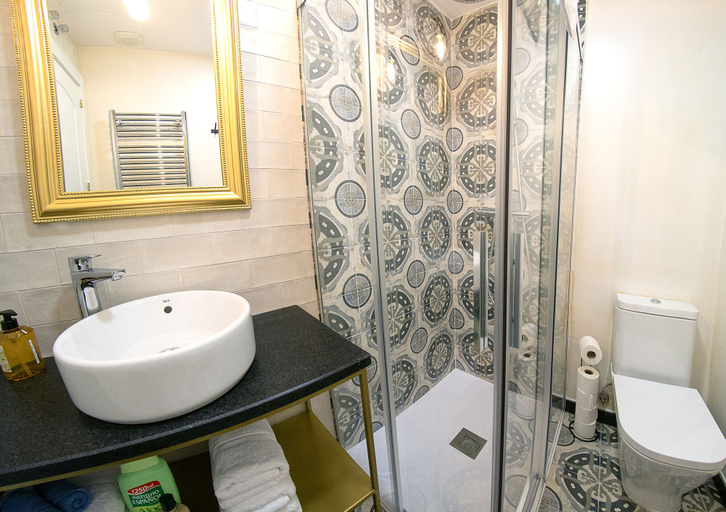 Bathroom 3, TULAYTULAH CERVANTES 5 COLLECTION, Toledo