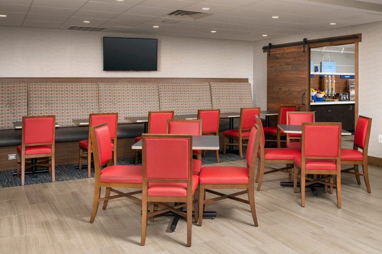 Food & Drinks 2, Holiday Inn Express & Suites ANNAPOLIS by IHG, Anne Arundel