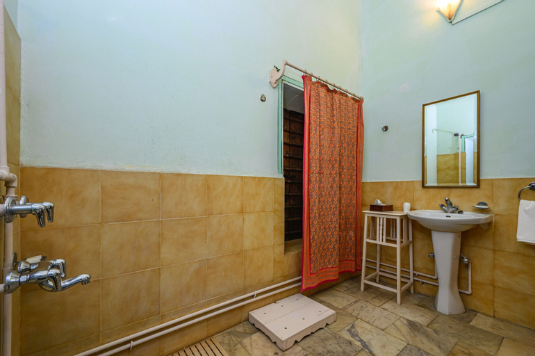 Bathroom 3
