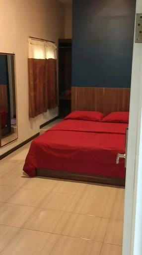Bromo Family Guest House, Malang