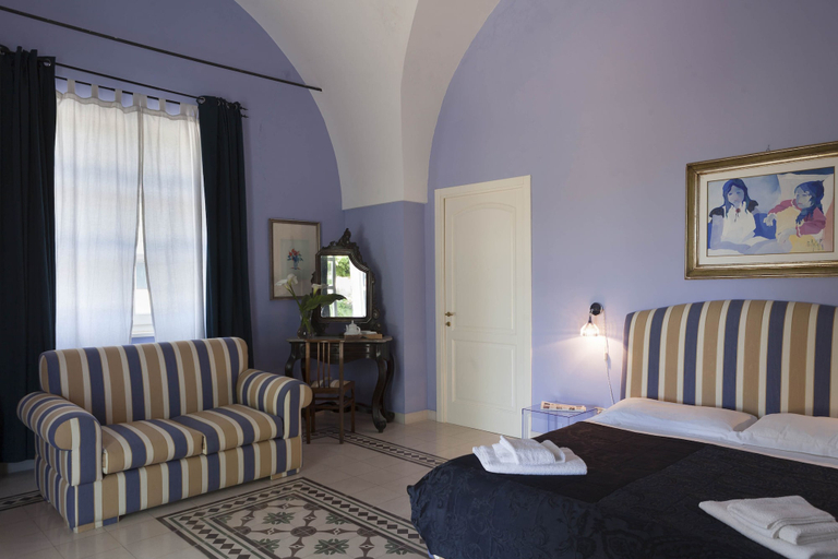 Bedroom 3, Villa Urso BedWine, Lecce