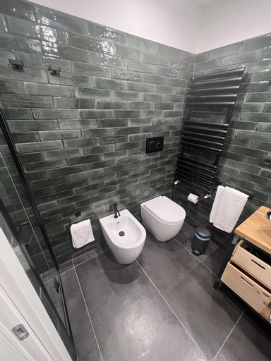 Bathroom 8