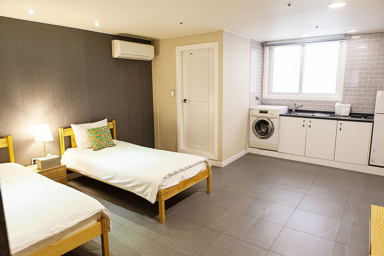 Bedroom 21