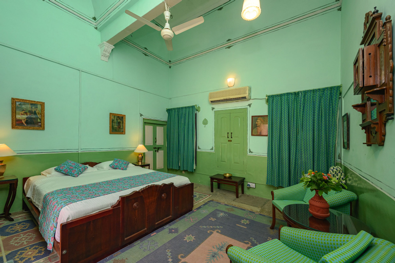 Bedroom 12