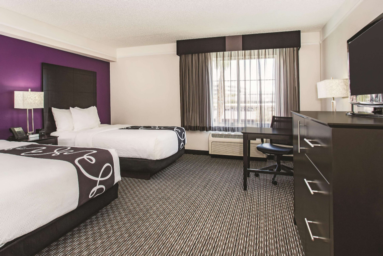 Bedroom 21