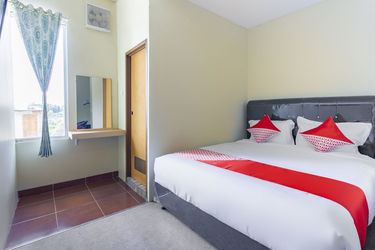 Bedroom 2, Collection O 3130 D'Valley View, Bandung