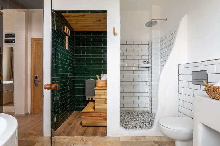 Bathroom 5, Gran Via Alsancak, Konak
