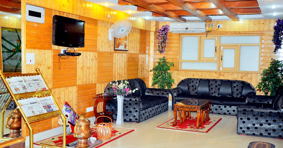 Public Area, Hotel Regal Palace, Srinagar