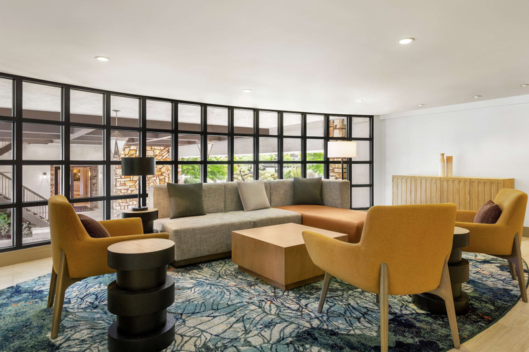 Public Area 2, Hilton Garden Inn Monterey, Monterey