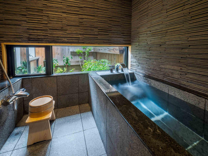 Bathroom 4, Suoan Holiday Rentals, Kyoto