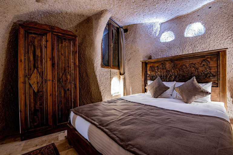 Bedroom 5, Ages in Cappadocia, Nevşehir
