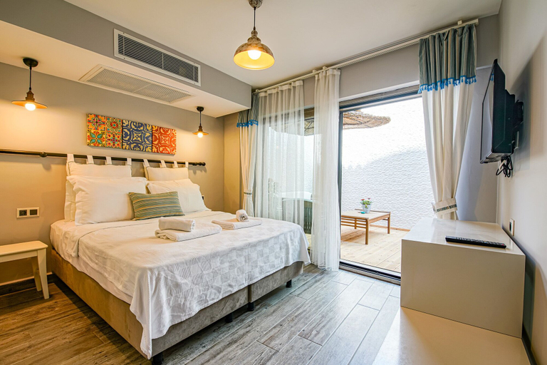 Bedroom 4, Nirvana Otel, Bozcaada