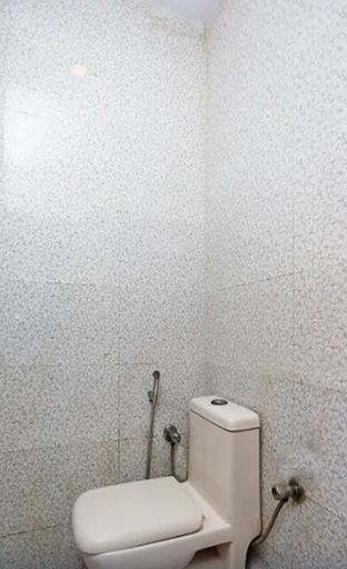 Bathroom 5, Hotel Prem Deluxe Guest House, Delhi