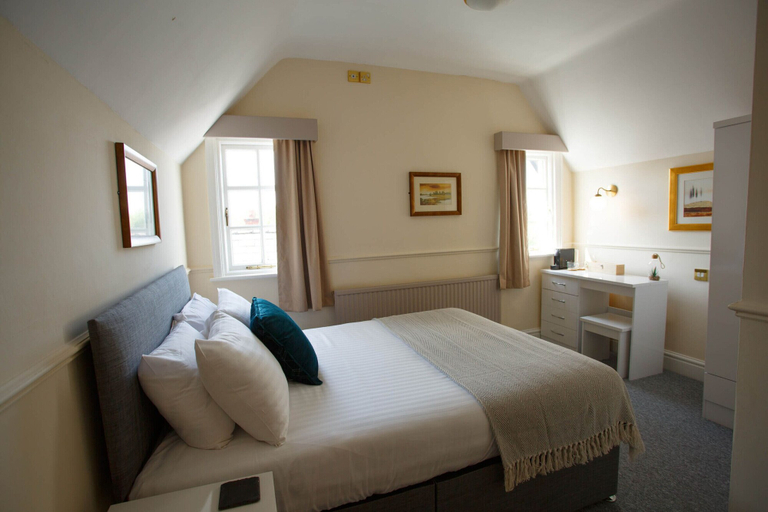 Bedroom 5, Egerton Arms, Cheshire West and Chester
