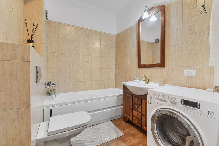 Bathroom 4, 1BDR Apartment close to Unirii Square, Municipiul Bucuresti
