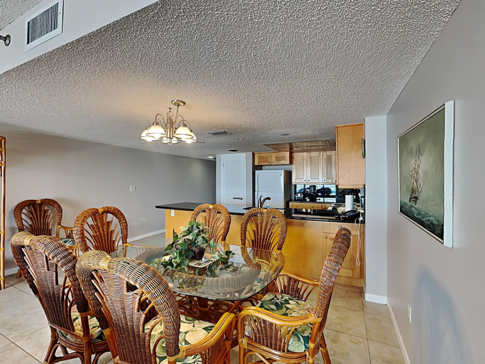 Others 5, Beach Place 109, Pinellas