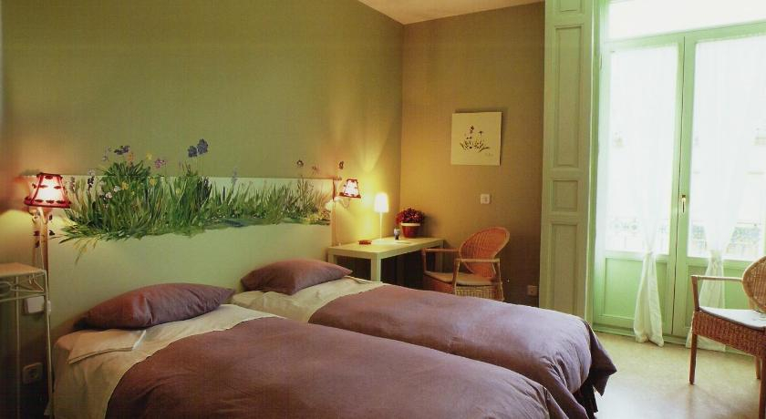 Bedroom 1, Hostal Fornos, Segovia