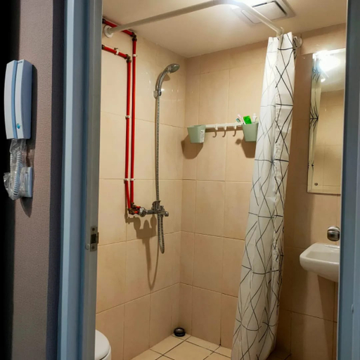 Bathroom 5, Shero Transpark Bekasi, Bekasi
