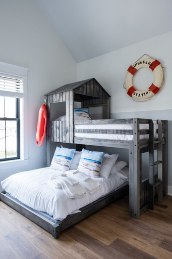 Bedroom 3, The Hen Houses, Cape May