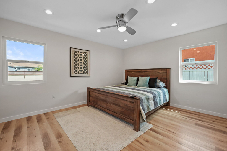 Bedroom 2, Completely Renovated Oasis on the Hill, Los Angeles