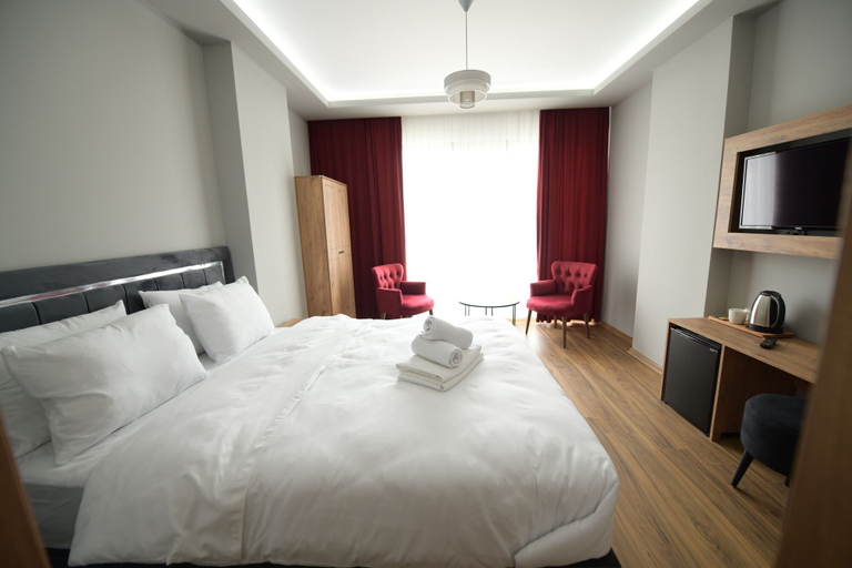 Bedroom 4, Poal Group Hotel, Merkez