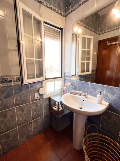 Bathroom 4, Villa Ignacia B&B, Málaga