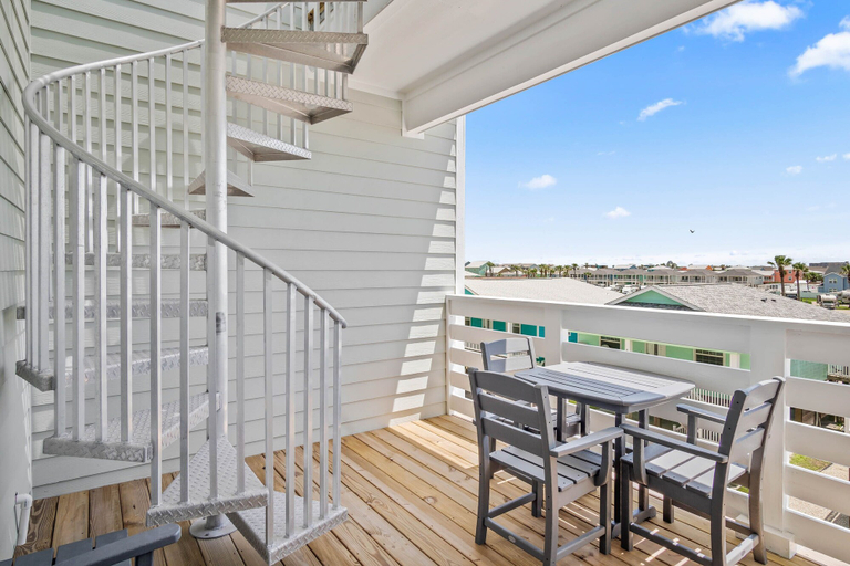 Others 1, Island Paradise, Nueces