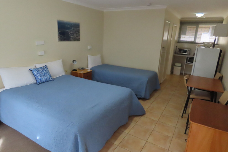 Bedroom 6