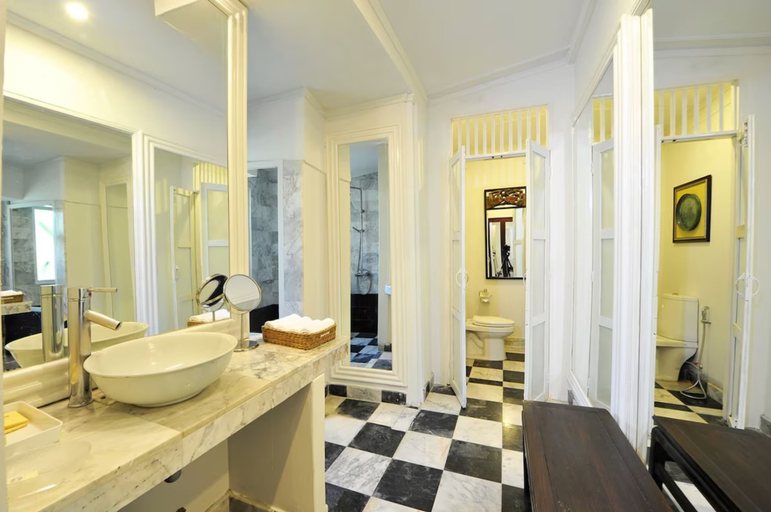 Bathroom 4, Zantiis Ndol Villas, Saraburi, Muak Lek