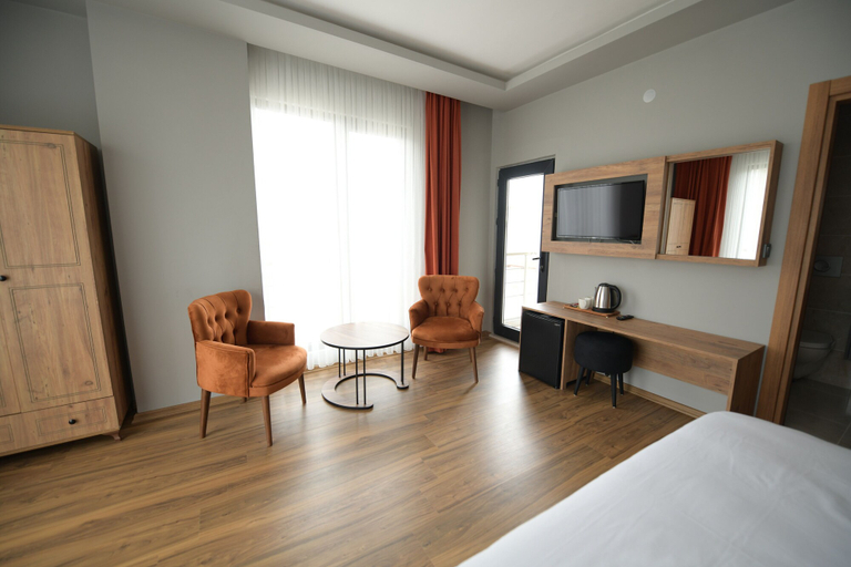 Bedroom 2, Poal Group Hotel, Merkez