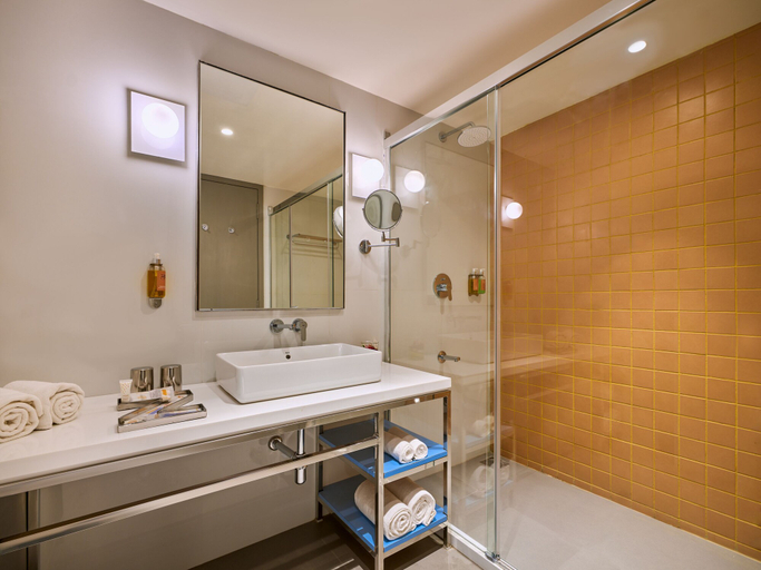Bathroom 5, Zone By The Park Gopalpur, Ganjam