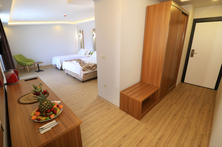 Bedroom 4, Almircan Hotel, Merkez