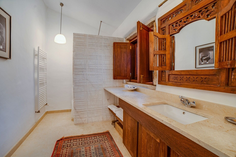 Bathroom 3, Villa Pedra Natural Houses, Soure
