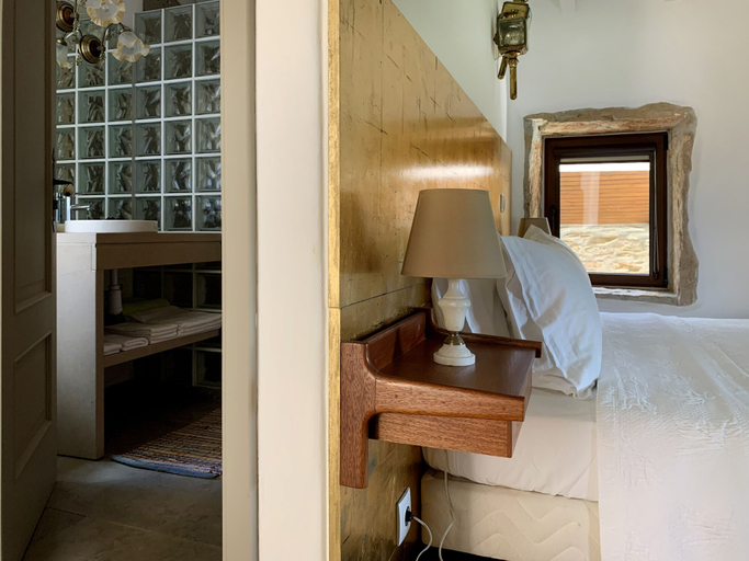 Bedroom 2, Villa Pedra Natural Houses, Soure
