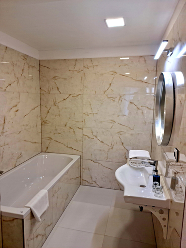 Bathroom 3, Grand Vltavín, Český Krumlov