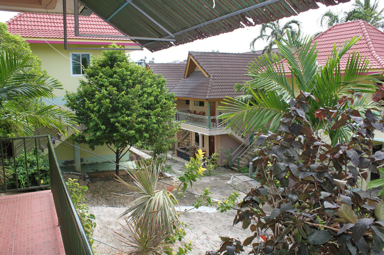Merit Hill Bungalows, Phuket Island