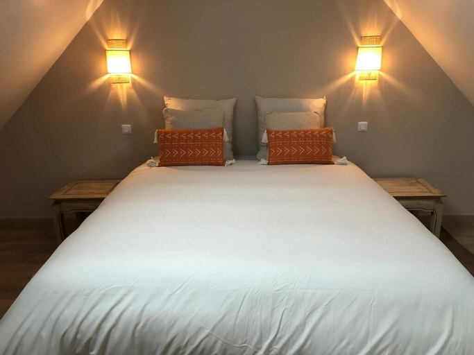 Bedroom 5, Espaces Gîtes, Essonne