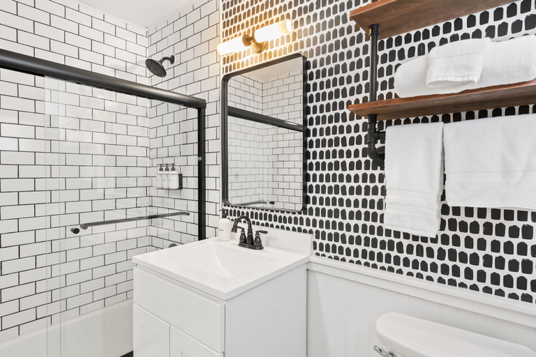Bathroom 3, The Boha Hotel, Essex