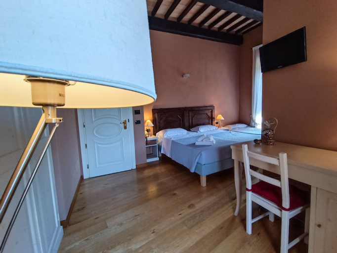 Bedroom 9