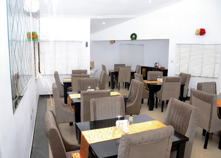 Food & Drinks 2, Cynarisso Hotel, Mushin