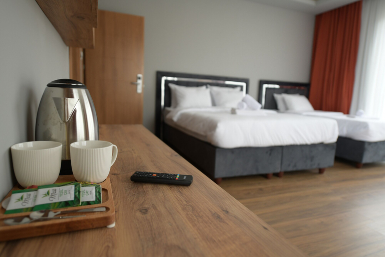 Bedroom 4, Poal Group Hotel, Merkez
