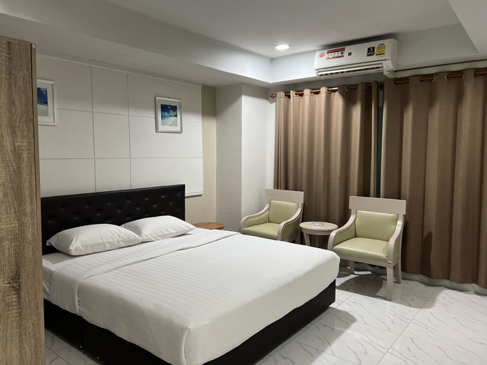 Bedroom 17