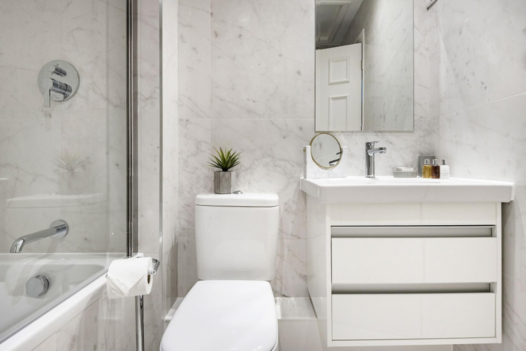 Room 4, The Chelsea Studio Next to Sloane Square, London
