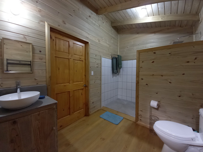 Bathroom 4, Cabinas Costa Tropicana, Osa