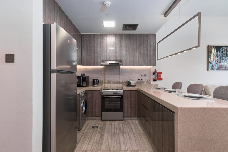 Private kitchen 2, 1BR view in a luxurious home, Dubai
